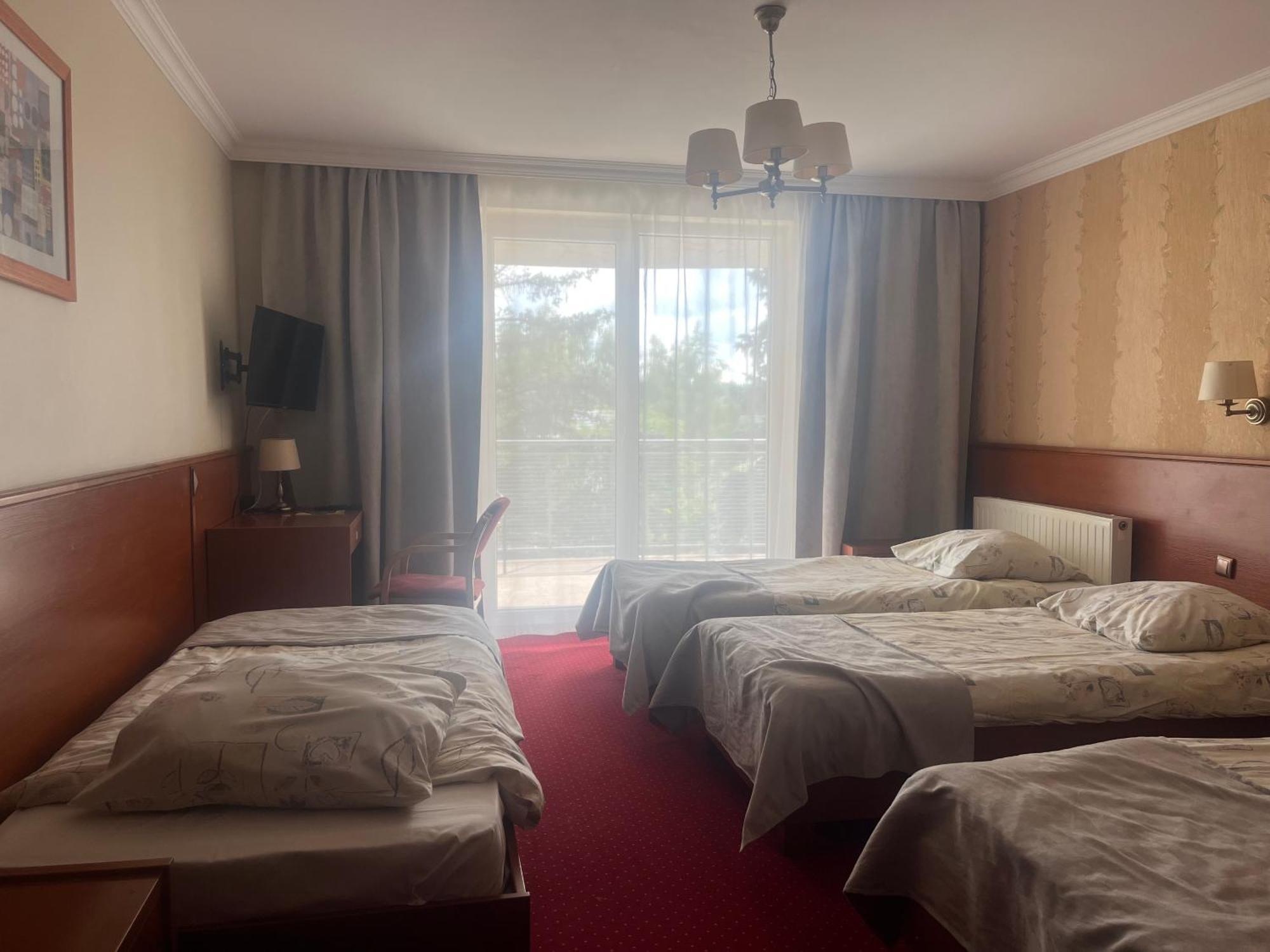 Hotel Albatros Serwy ภายนอก รูปภาพ