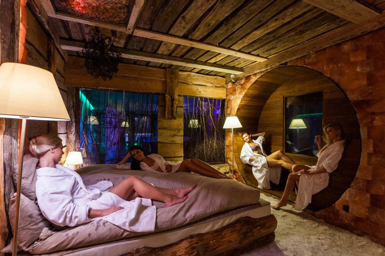 Hotel Albatros Serwy ภายนอก รูปภาพ